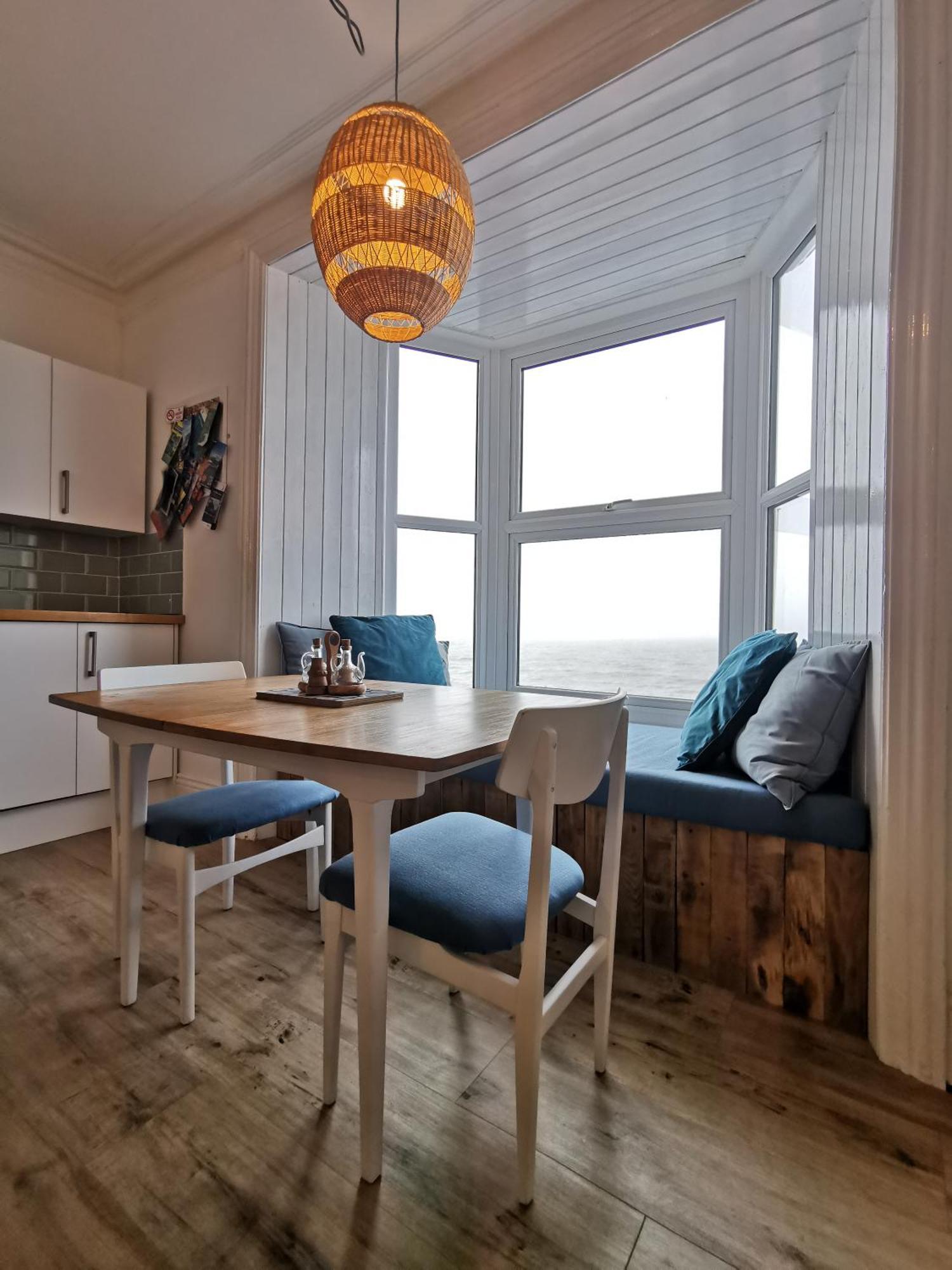 Lovely Seafront 2 Bed Flat In อาเบอรีสวิท ภายนอก รูปภาพ